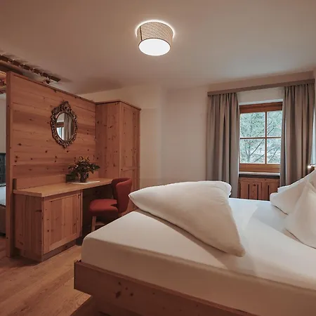 Austria 4*